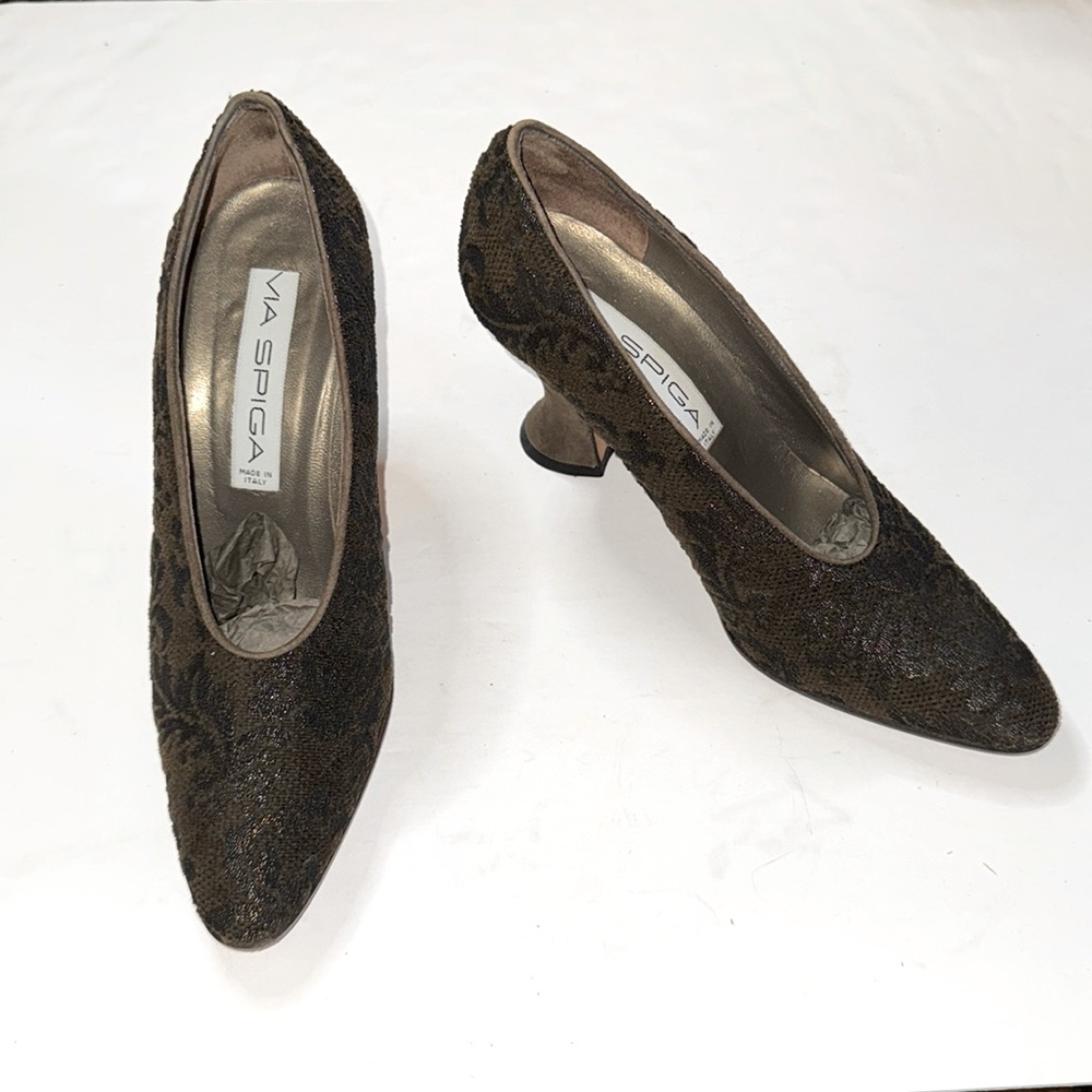 Via Spiga Lace and Suede Pumps
